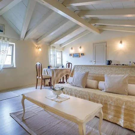 Cozy In With Wifi Holiday home